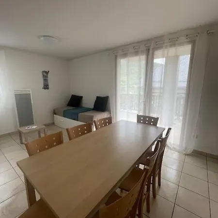 Avec Terrasse Arreau